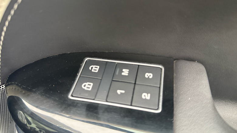 Land Rover Range Rover Sport 3.0 D300 Autobiography Dynamic 5dr Auto Diesel Estate